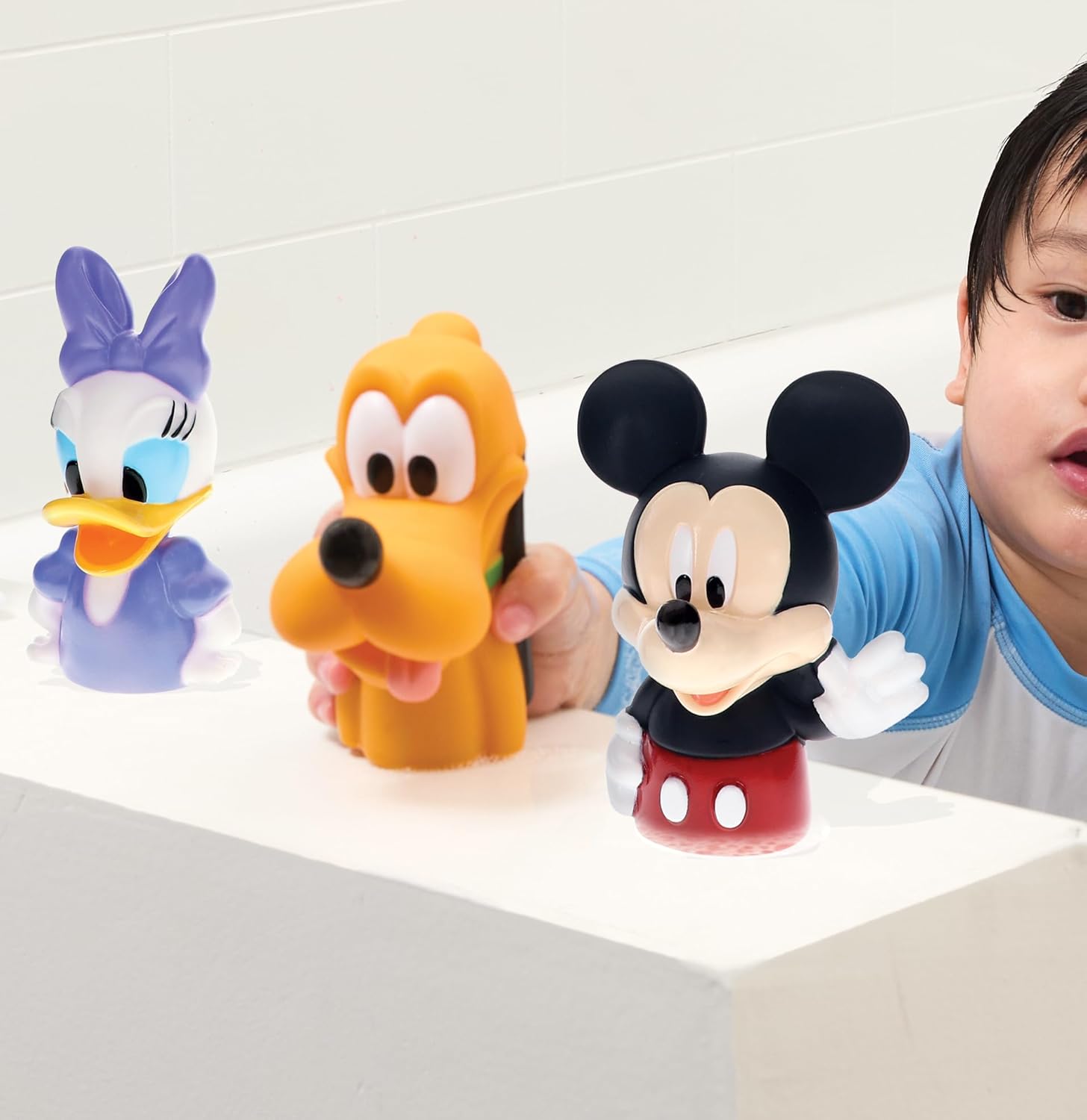 Mickey & Friends 6 Piece Bath Squirter Bucket Set. Bath Toys for Baby and Toddlers, Includes Organizer Bucket with Drainage to Store Your Bath time Water Toys. - Image 4