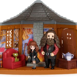 Wizarding World Harry Potter, Magical Minis Hagrid’s Hut Playset with 2 Figures and 9 Doll Accessories, Kids Toys for Ages 6 and up