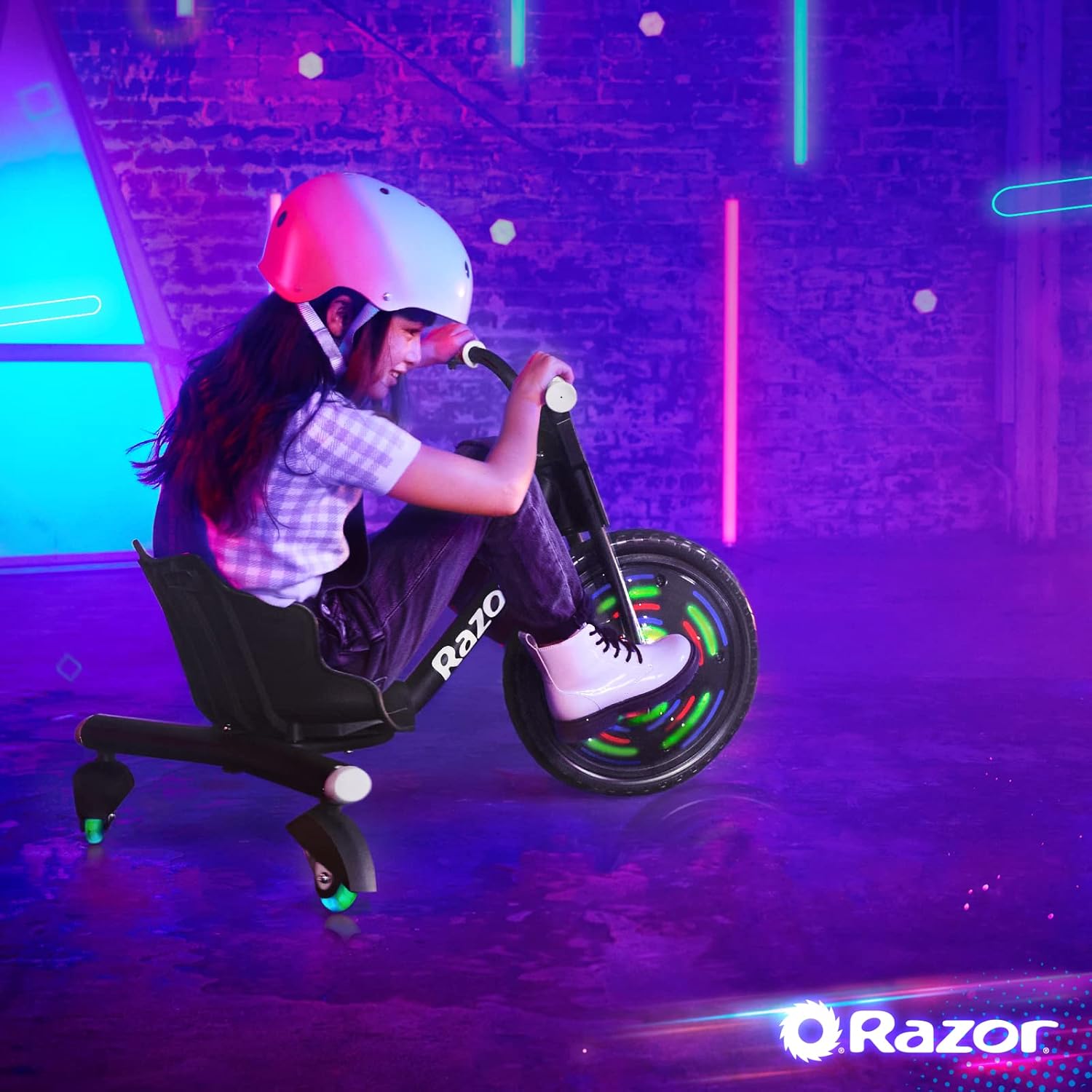 Razor RipRider 360 Lightshow – Trike with Rear Casters and with Motion-Activated Multi-Color Lights, 3 Wheeled Drifting Ride-On for Kids Ages 5 and Up - Image 11