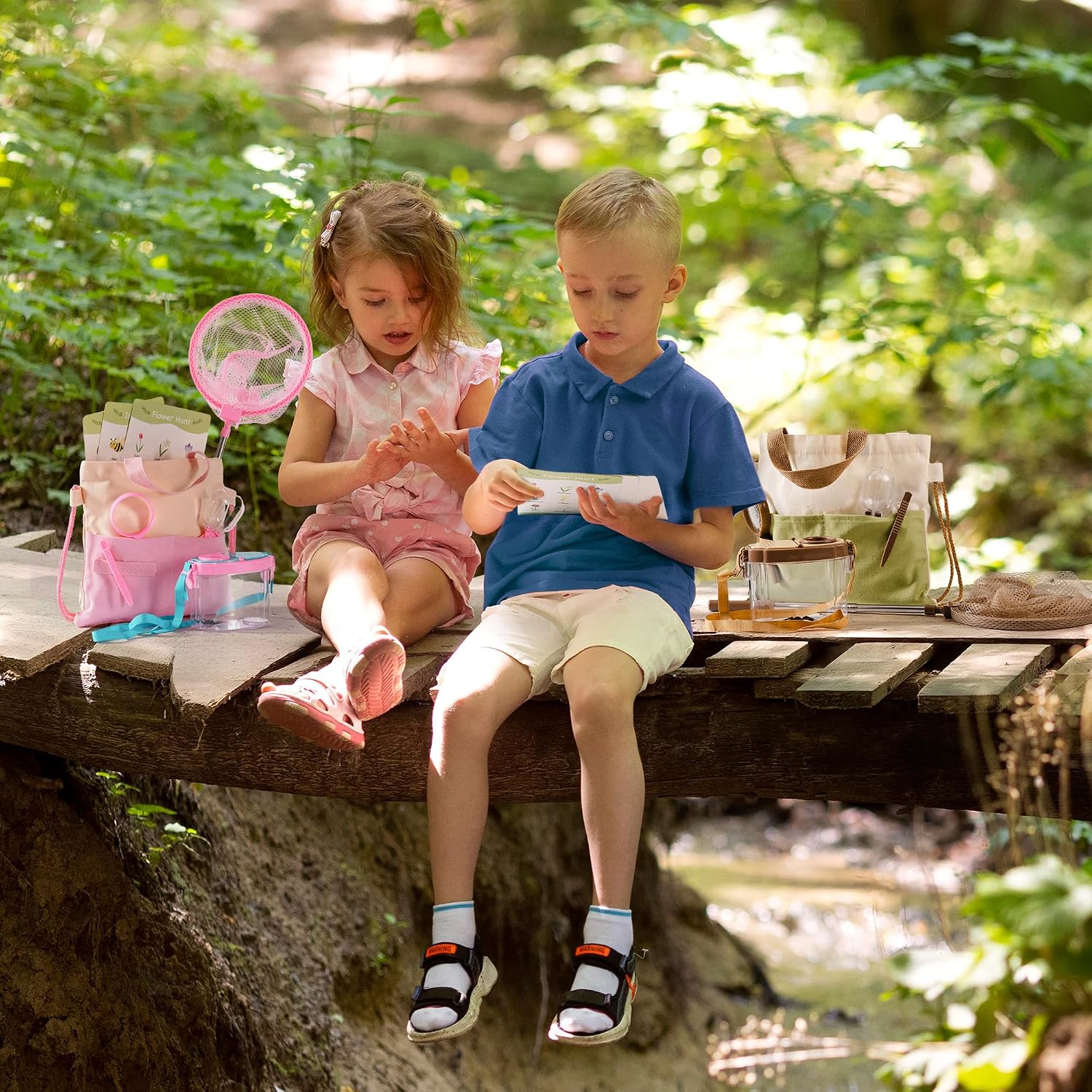 ROBOTIME Twin Color Catcher Kit for Kids: 2-Person Outdoor Explorer Set with Green & Pink Gear | Complete Hunting Kit for Siblings & Friends Ages 3+ - Image 8