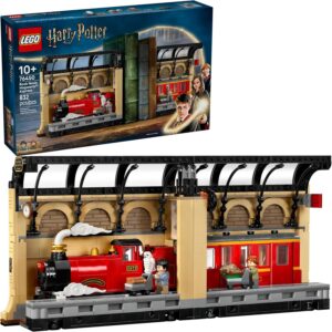 LEGO Harry Potter Book Nook: Hogwarts Express Building Set – Bedroom Shelf Decor for Boys, Girls, & Fans, Ages 10+ – Collectible Harry & Ron Minifigures – Birthday Gift Idea – 76450