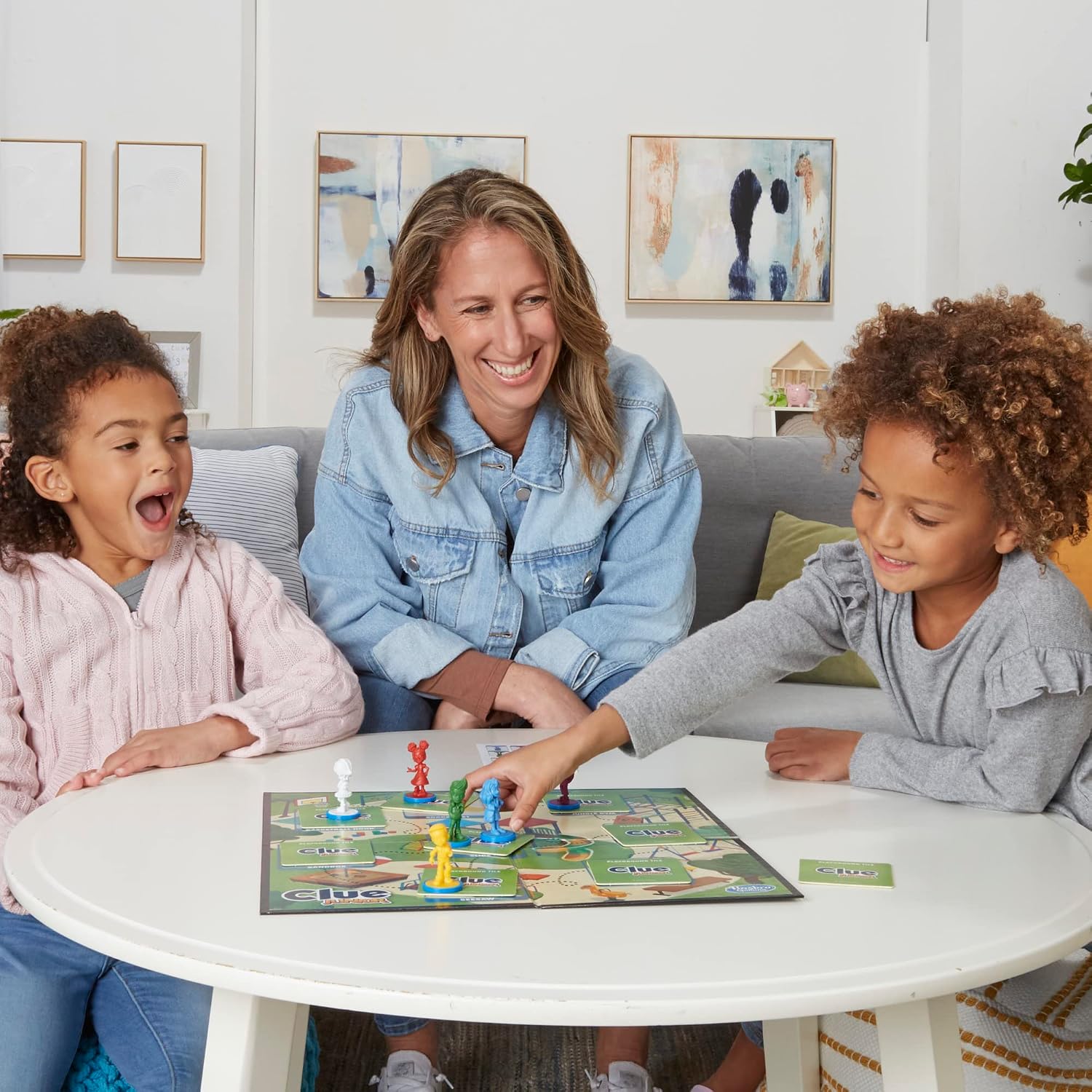 Hasbro Gaming Clue Junior Board Game | 2-Sided Gameboard, 2 Games in 1 | 2 to 6 Players | Mystery Games for Kids | Back to School Gifts | Classroom Preschool Games | Ages 4+ - Image 6